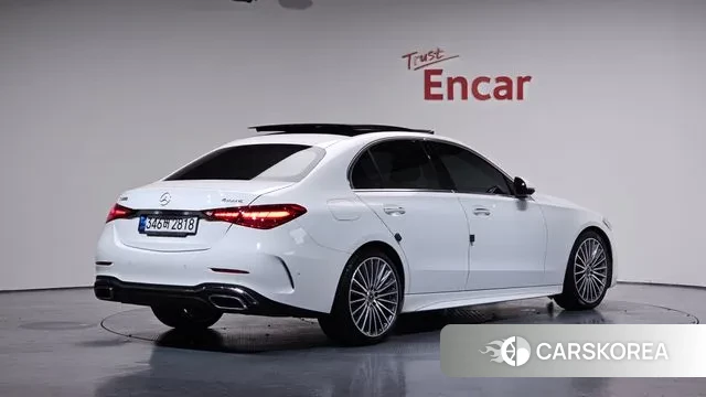 Mercedes-Benz C-Class W206 2023 Белый из Кореи