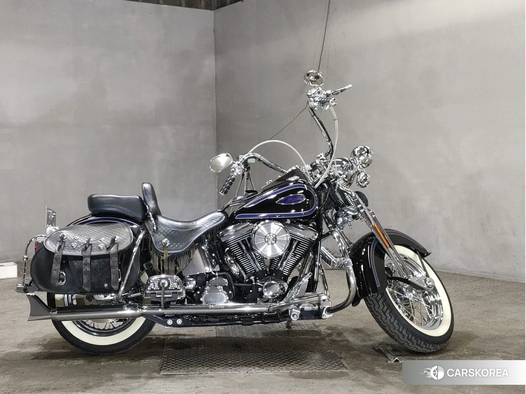 Проданный Harley-Davidson Heritage Springer FLSTS1340 2010 из Японии, фото 2