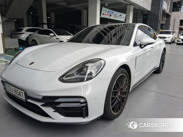 Porsche Panamera (971) 2022 Белый из Кореи