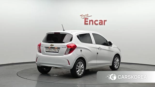 Chevrolet (GM Daewoo) The New Spark 2020 Белый из Кореи
