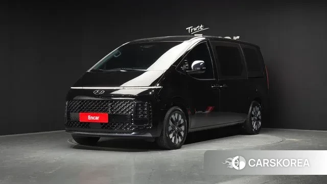 Hyundai Staria 2023 Черный из Кореи