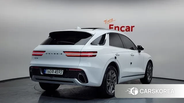 Genesis GV70 2021 Белый из Кореи