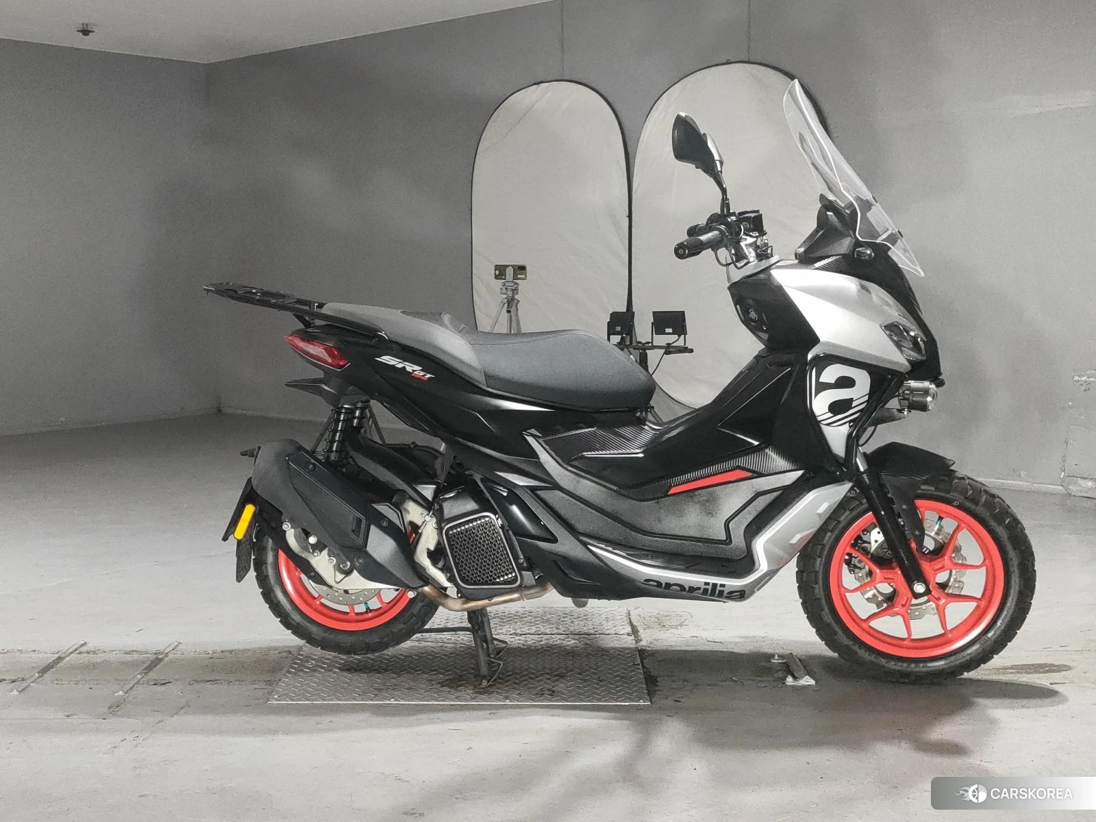 Проданный Aprilia SR GT125 2023 из Японии