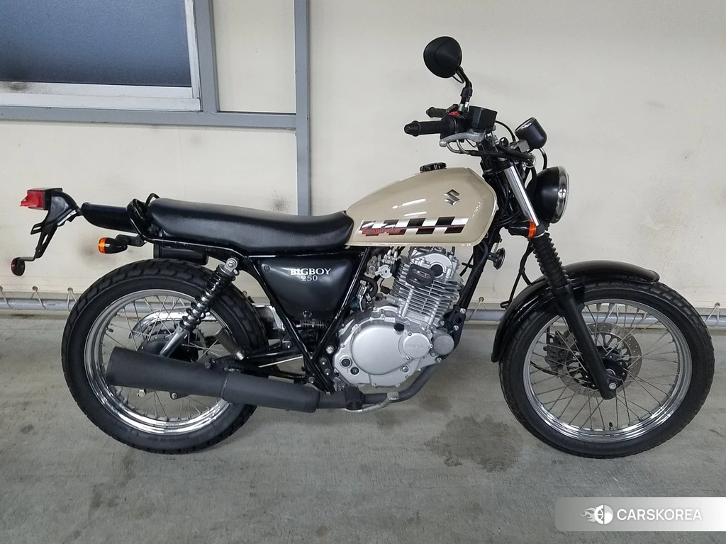 Проданный Suzuki GRASS TRACKER BIG BOY 250 2016 из Японии, фото 2