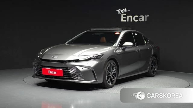 Toyota Camry (XV80) 2025 Серый из Кореи