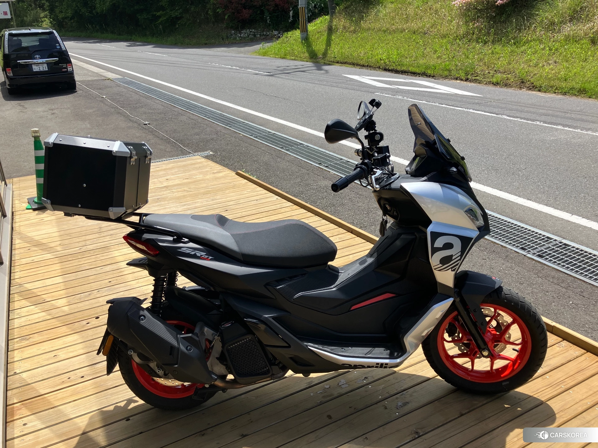 Проданный Aprilia SR125 2023 из Японии, фото 2