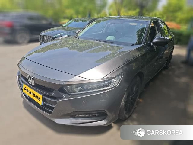 Honda Accord 2021 Темно-серый из Китая