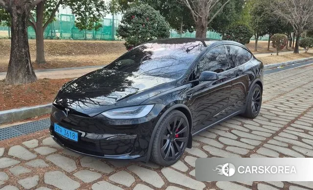 Tesla Model X 2023 Черный из Кореи