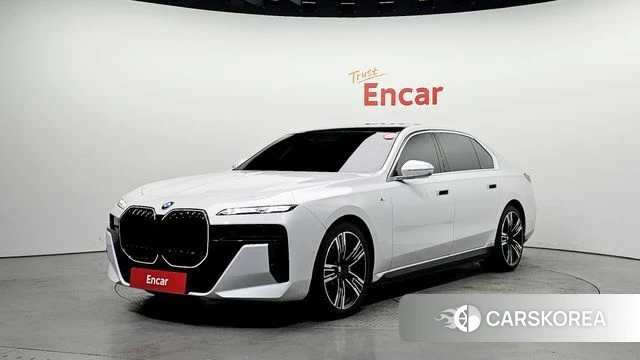 BMW i7 (G70) 2023 Белый из Кореи