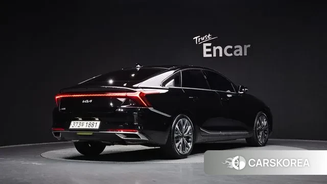 Kia K8 2022 Черный из Кореи