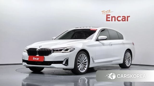 BMW 5 Series (G30) 2023 Белый из Кореи