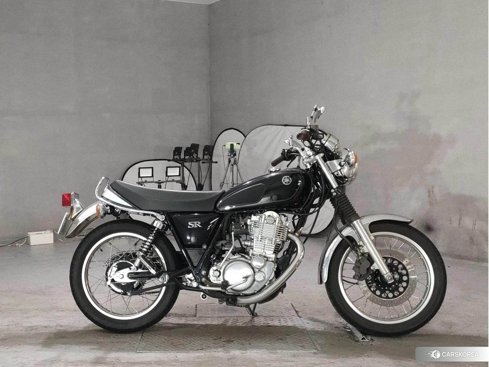 Yamaha SR 400 2021 из Японии, фото 2