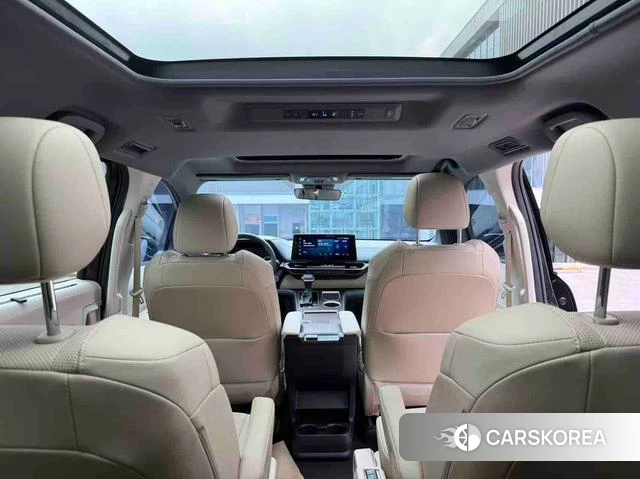 Toyota Grevia 2024 Черный из Китая