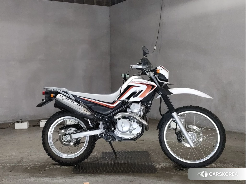 Проданный Yamaha SEROW 250 2010 из Японии