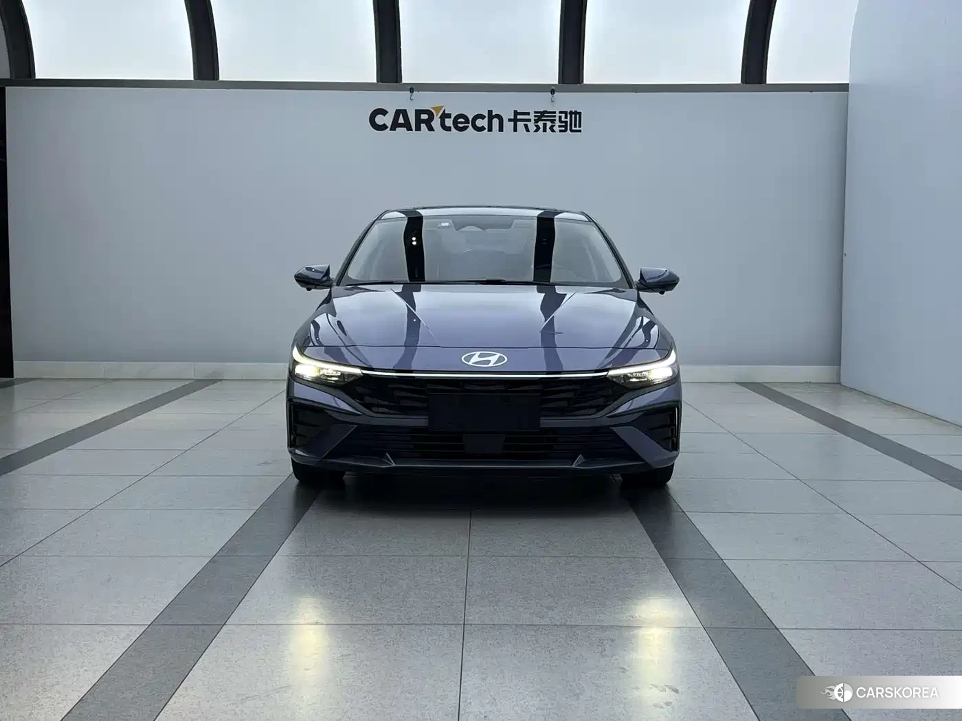 Hyundai Elantra 2024 Синий из Китая