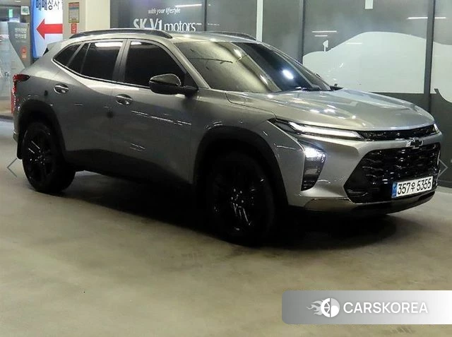 Chevrolet (GM Daewoo) Trax Crossover 2023 Серебристо-серый из Кореи