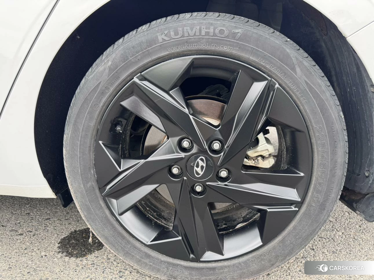 Hyundai Elantra 2022 Белый из Китая