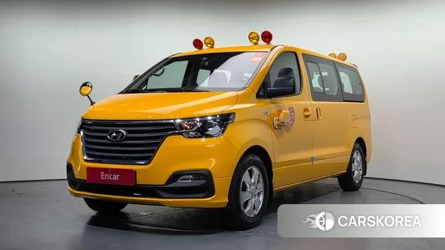 Hyundai The New Grand Starex 2019 Желтый из Кореи