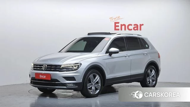 Volkswagen Tiguan second Generation 2018 Серебристо-серый из Кореи