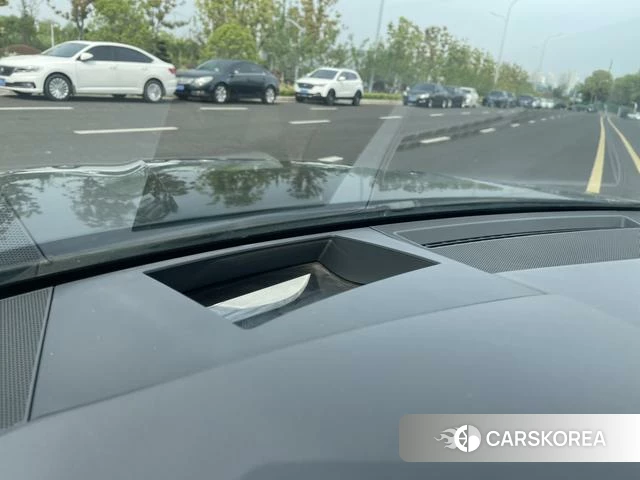 Audi A7 2021 Серебристо-серый из Китая