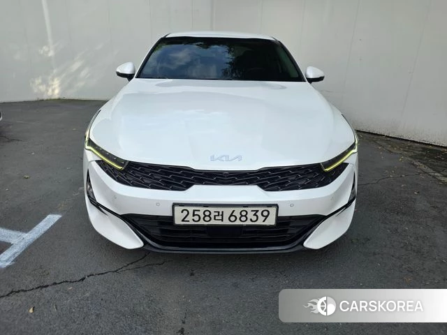 Kia K5 3rd generation 2022 Белый из Кореи