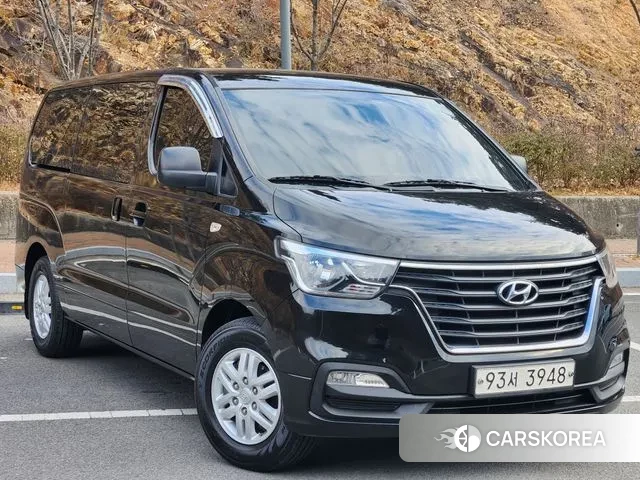 Hyundai The New Grand Starex 2018 Черный из Кореи