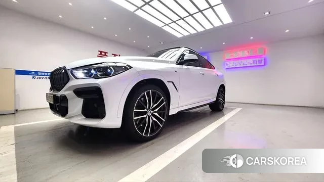 BMW X6 (G06) 2022 Белый из Кореи