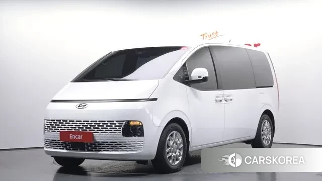 Hyundai Staria 2023 Белый из Кореи
