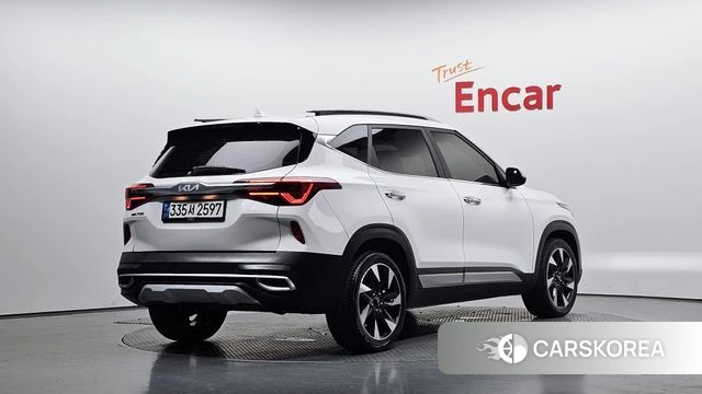 Kia Seltos 2021 Белый из Кореи