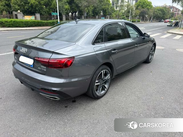 Audi A4L 2023 Темно-серый из Китая