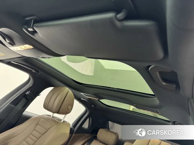 Mercedes-Benz E-class 2021 Черный из Китая