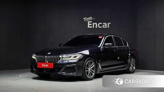 BMW 5 Series (G30) 2021 Черный из Кореи