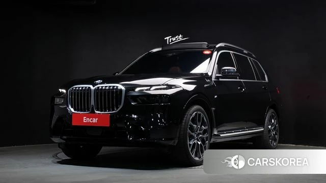 BMW X7 (G07) 2025 Черный из Кореи