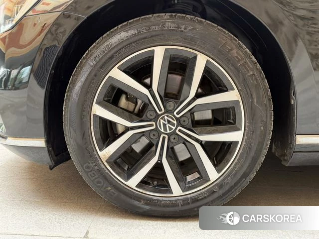 Volkswagen Magotan 2021 Черный из Китая