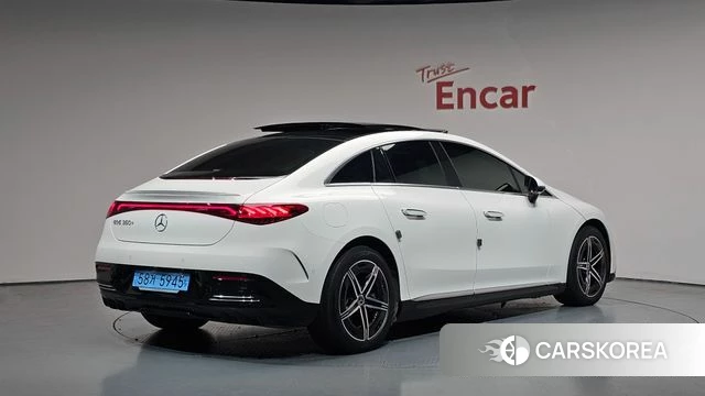 Mercedes-Benz EQE V295 2024 Белый из Кореи