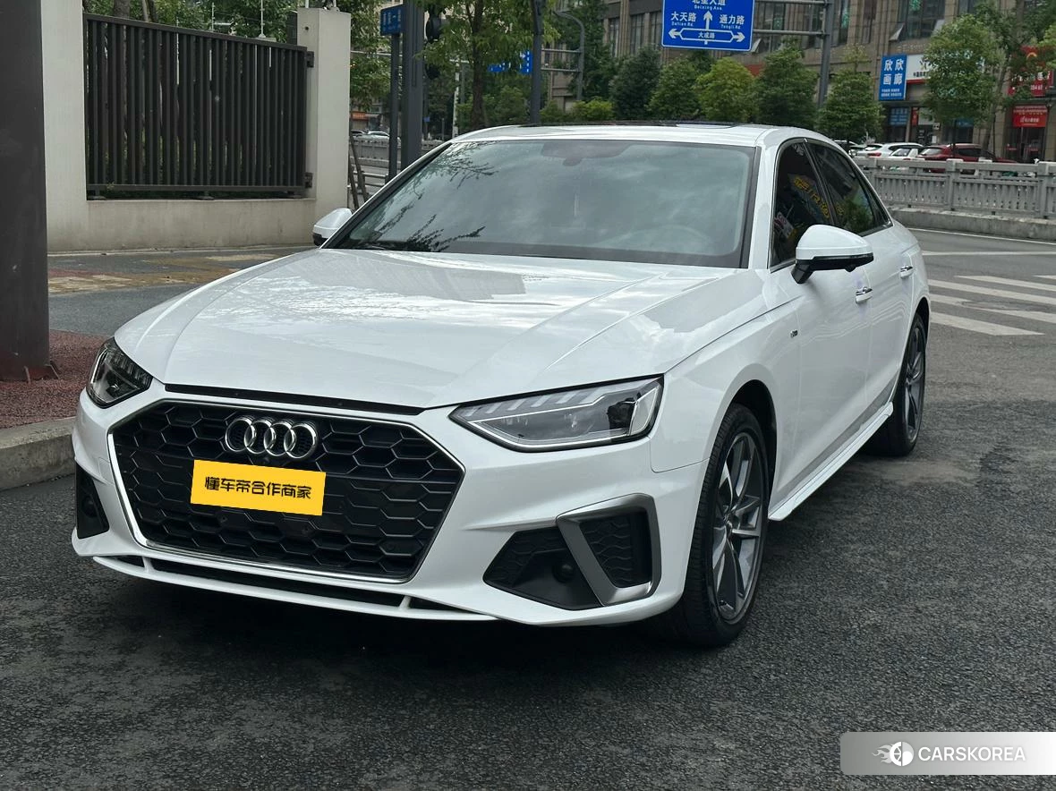 Audi A4L 2020 Белый из Китая