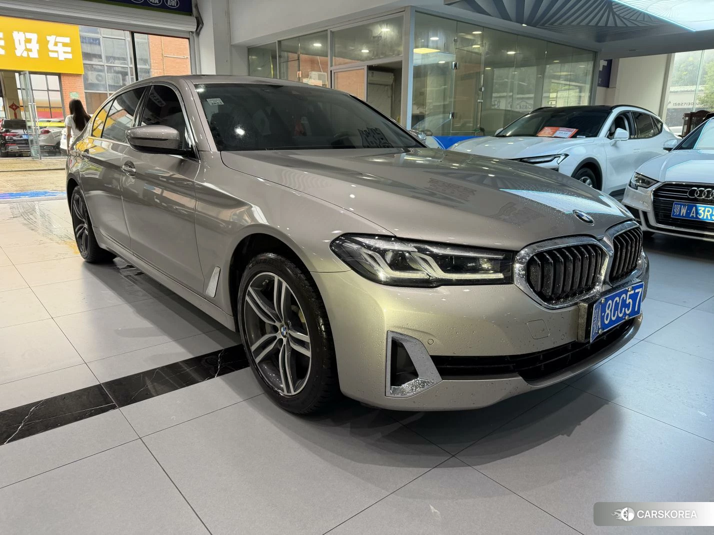 BMW 5 series 2020 Шампань из Китая