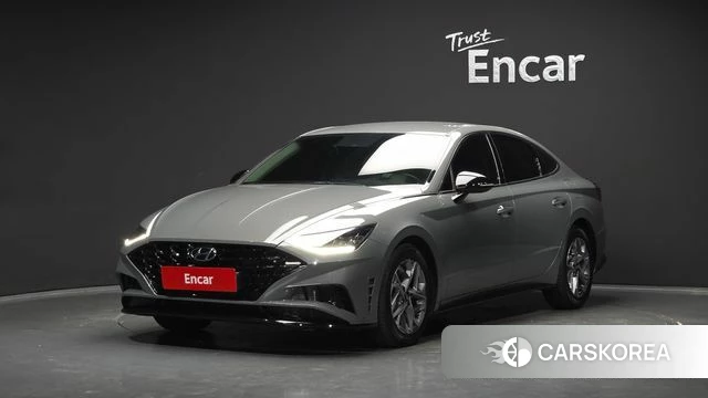 Hyundai Sonata (DN8) 2022 Серебристо-серый из Кореи