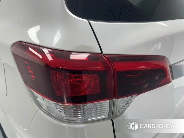 Nissan Tuda 2021 Белый из Китая