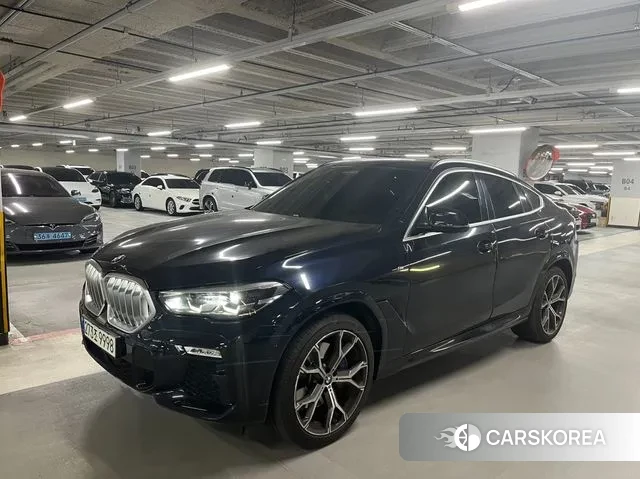 BMW X6 (G06) 2021 Черный из Кореи