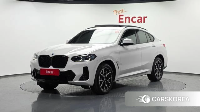 BMW X4 (G02) 2024 Белый из Кореи