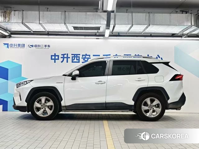Toyota RAV4 Rongfang 2021 Белый из Китая