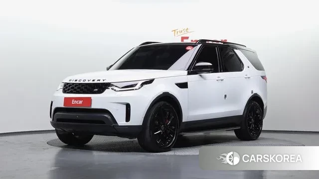 Land Rover Discovery 5 2023 Белый из Кореи