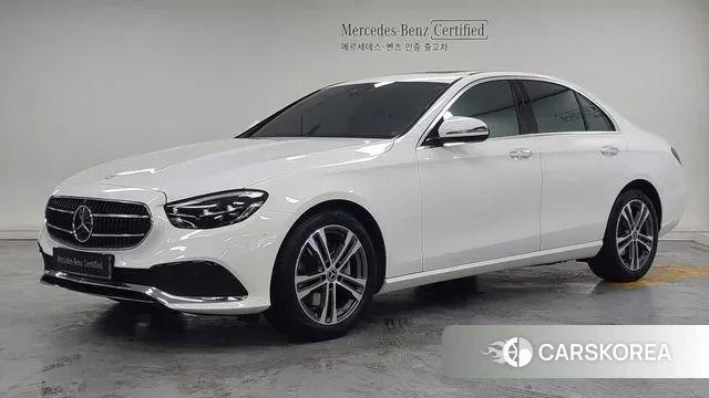Mercedes-Benz E-Class W213 2023 Белый из Кореи
