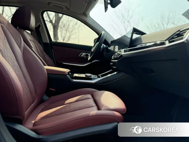 BMW 3 series 2024 Белый из Китая