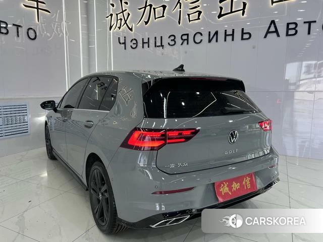Volkswagen Golf 2023 Темно-серый из Китая