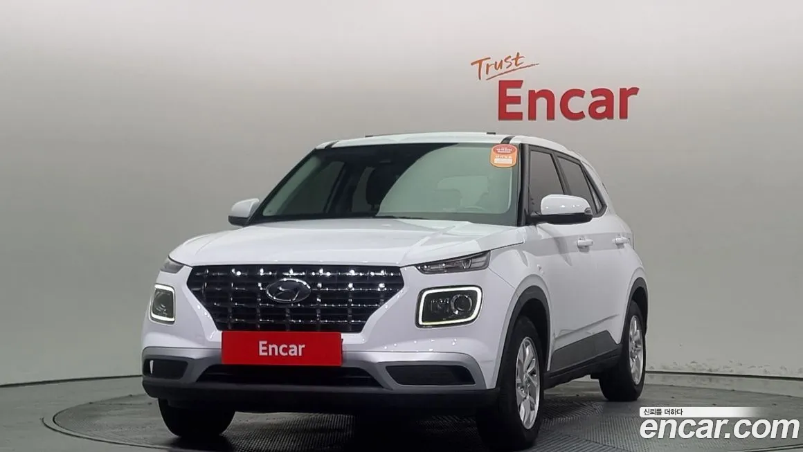 Hyundai Venue 2022 Белый из Кореи