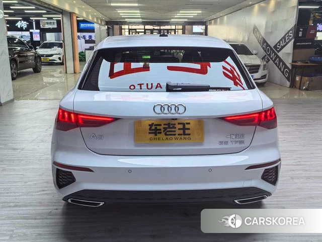 Audi A3 2021 Белый из Китая
