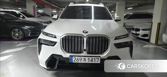 BMW X7 (G07) 2026 Белый из Кореи