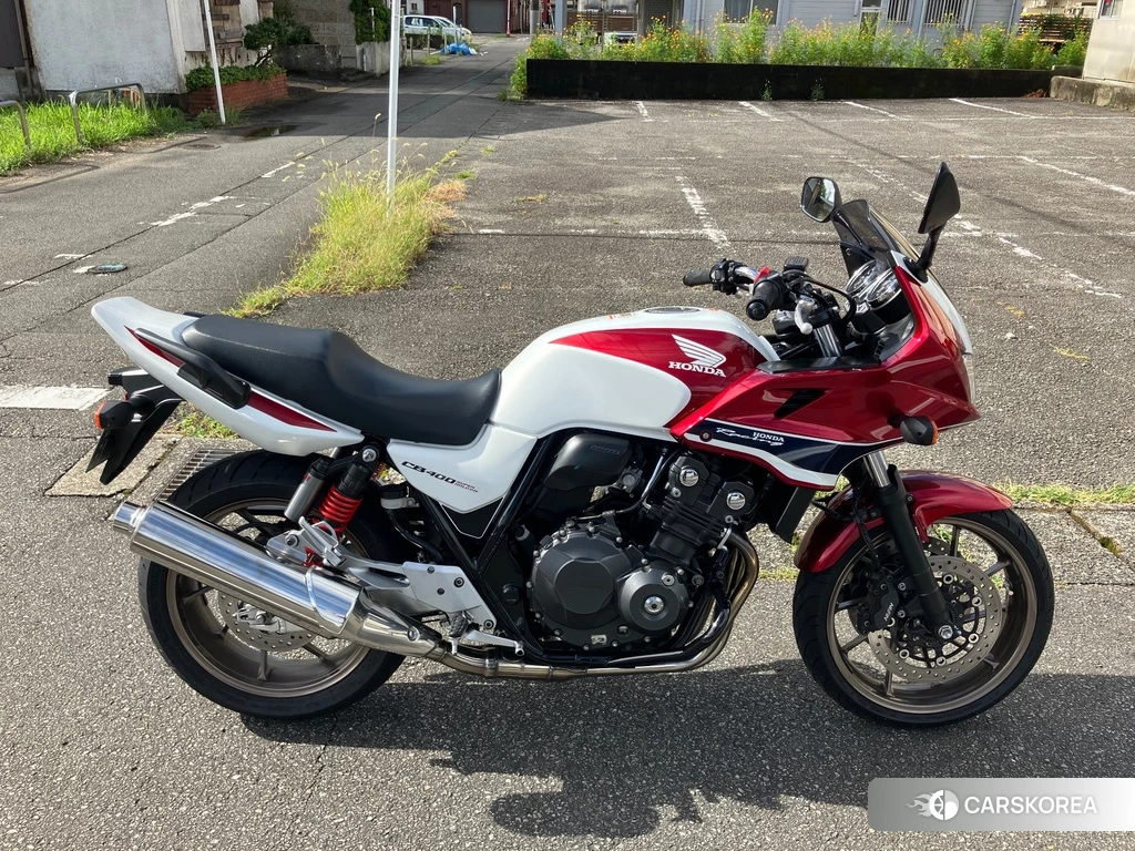 Проданный Honda CB400SF BOLDOR ABS 2018 из Японии